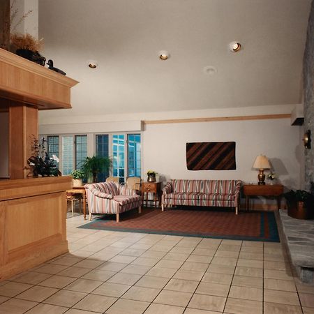 Auberge De La Baie Caraquet Bagian luar foto