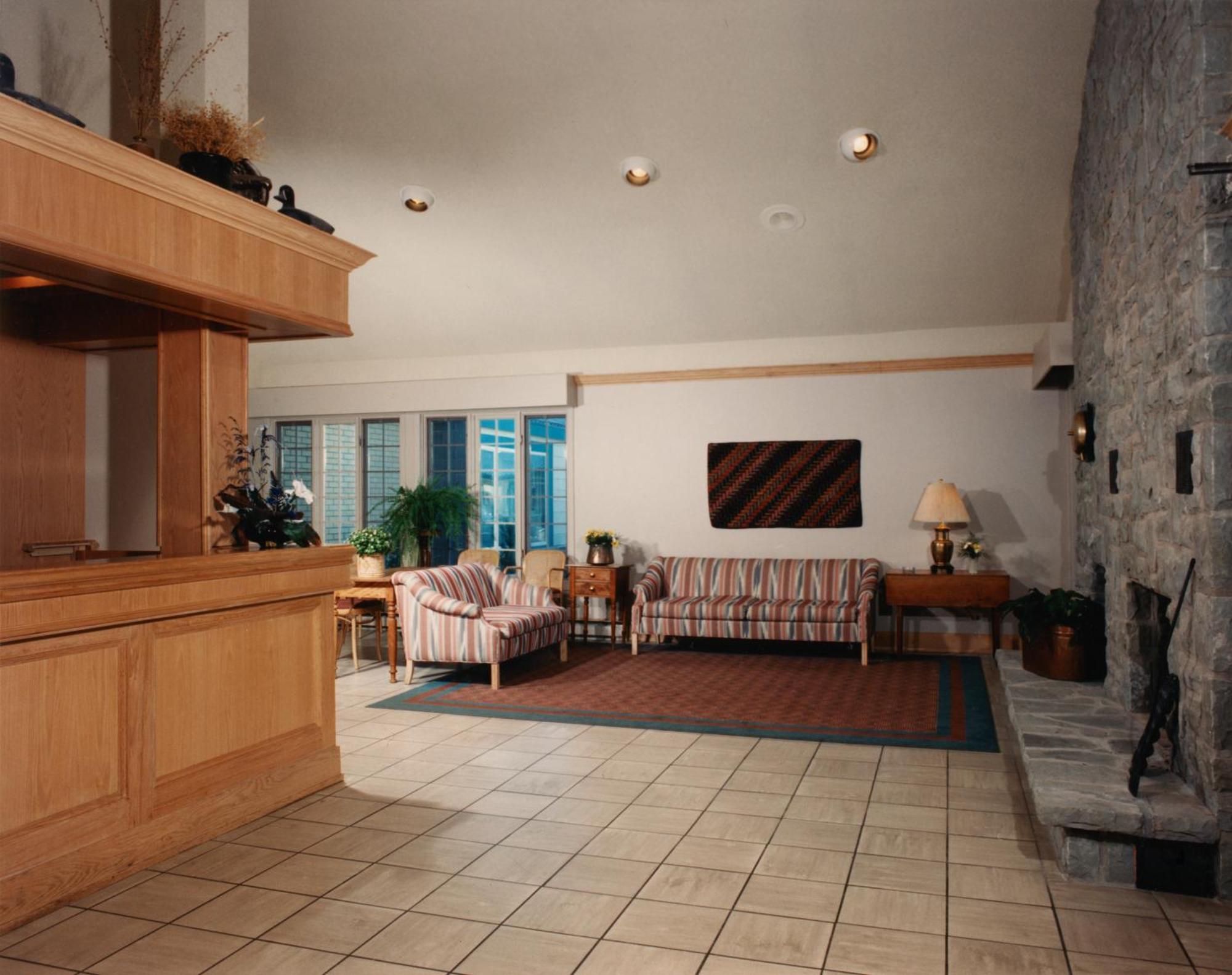 Auberge De La Baie Caraquet Bagian luar foto